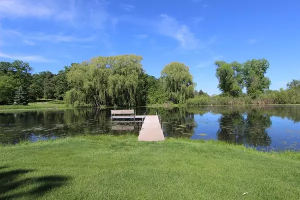 Twin Lakes, WI 53181,1253 Winged Foot Dr