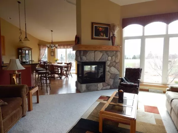 Slinger, WI 53086,630 Hunters Crossing Ct