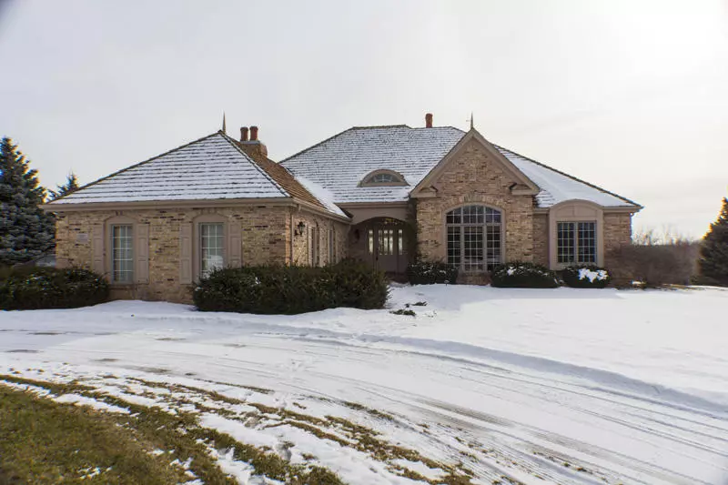 Pewaukee, WI 53072,N33W23363 Greenbriar Ct