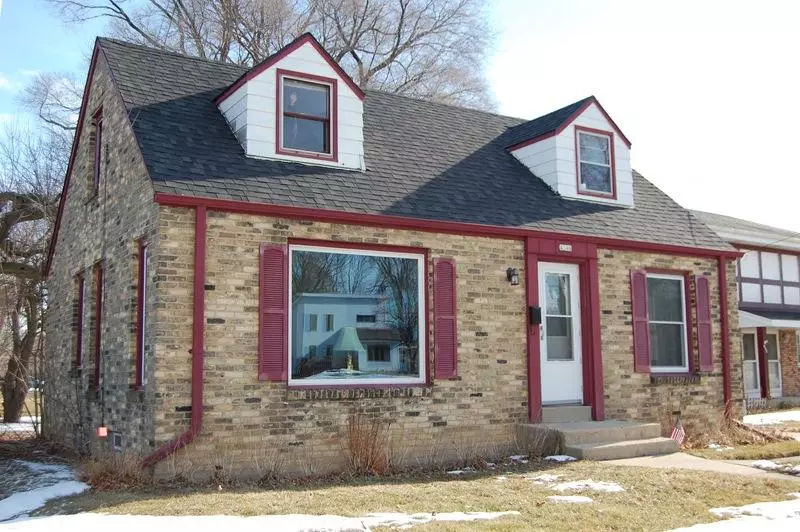 Saint Francis, WI 53235,4346 S Nicholson Ave