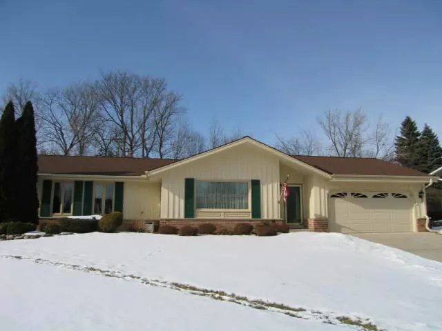 West Allis, WI 53227,3389 S Cooper Ct