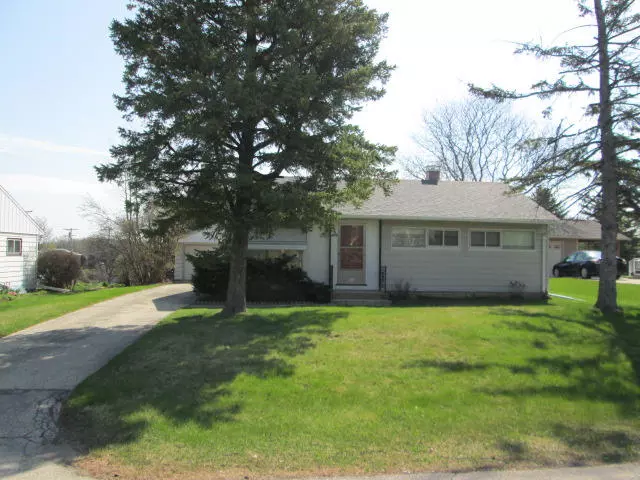 Greenfield, WI 53220,4348 S 72nd St