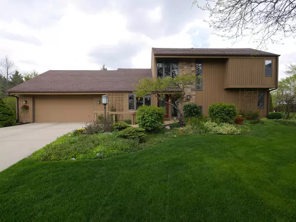 Greendale, WI 53129,6688 Hill Park Ct