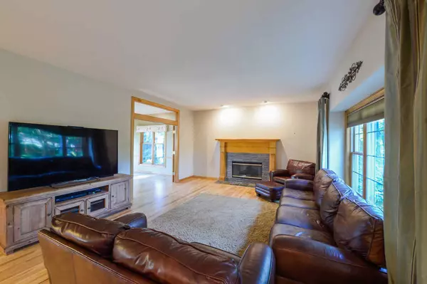 New Berlin, WI 53151,13530 Edgewood Ct