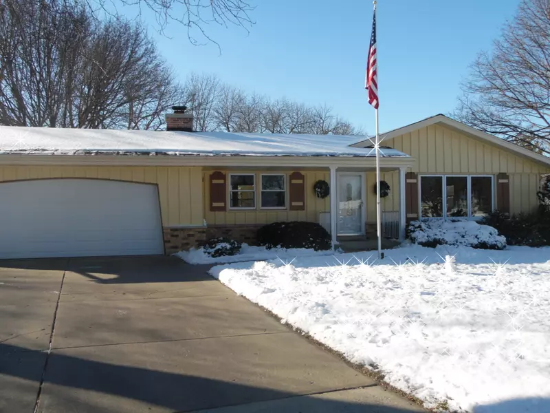 7639 S 73rd St, Franklin, WI 53132