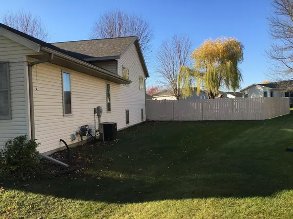 West Salem, WI 54669,120 VISTA CT