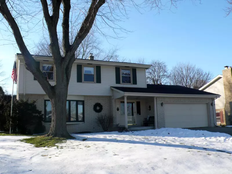 3235 S 123rd St, West Allis, WI 53227