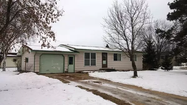 402 CARDINAL AVE, Rockland, WI 54653