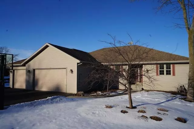 Slinger, WI 53086,730 Hidden View Ct