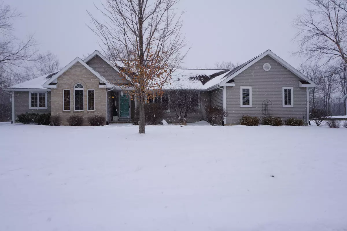 Johnson Creek, WI 53038,215 Hunters Glen Ln