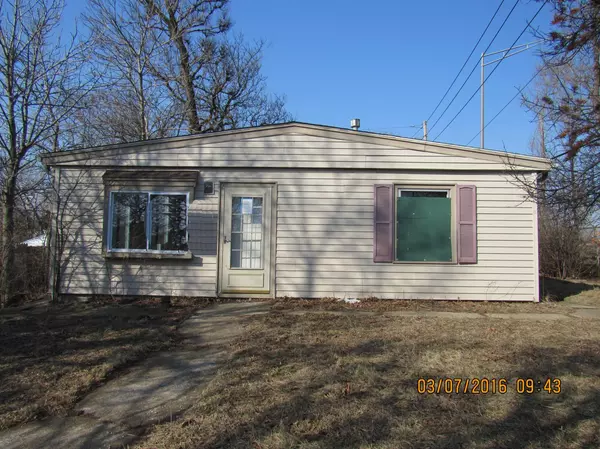 163 S 61st St, Milwaukee, WI 53214