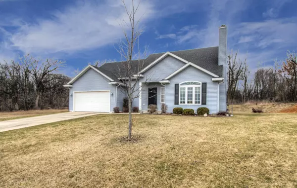 Lake Geneva, WI 53147,653 Joshua Ln