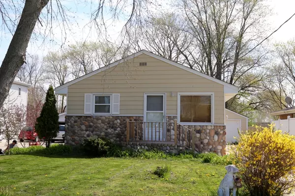 7603 E Wind Lake Rd, Norway, WI 53185