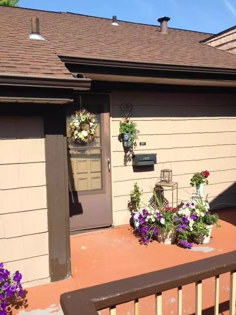 Milwaukee, WI 53223,8631 N Servite Dr Unit 217