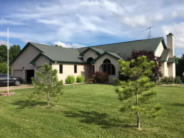 Adrian, WI 54660,17764 HEMLOCK RD