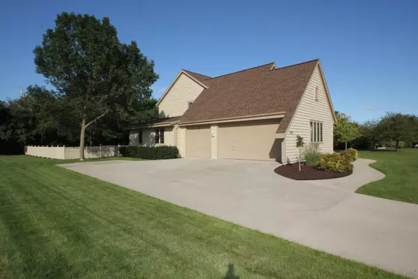 New Berlin, WI 53151,2060 S Sunset Ct