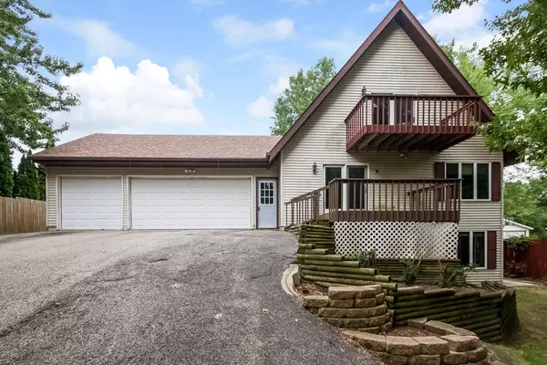 W1237 South Shore Dr, Palmyra, WI 53156