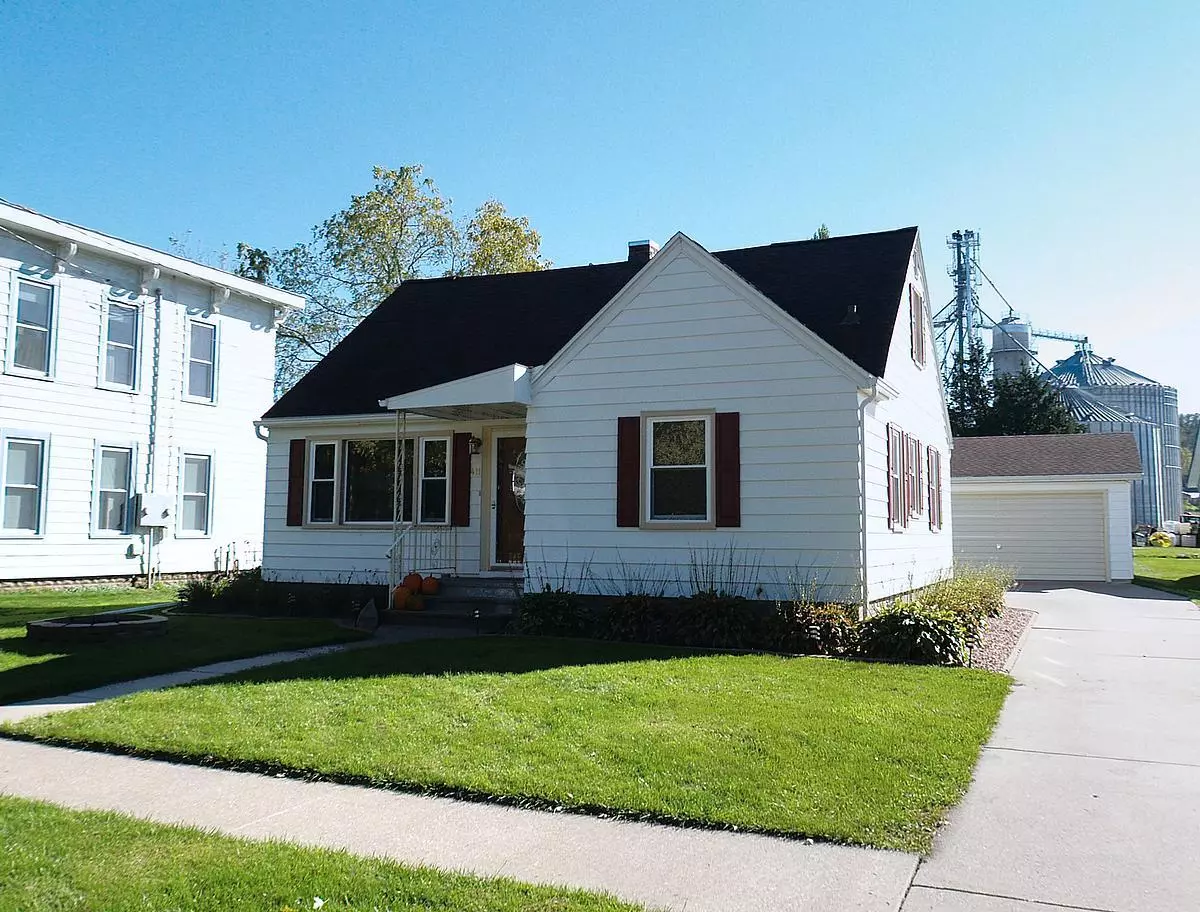 West Salem, WI 54669,411 E HAMILTON ST