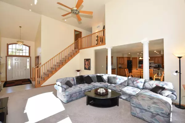 Grafton, WI 53024,381 Dove Ct