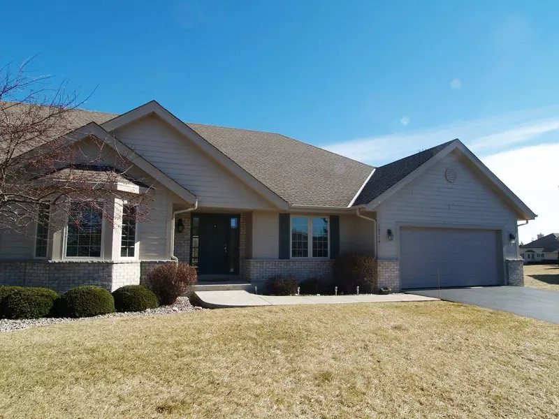 10774 N Mequon Trail Rd, Mequon, WI 53092