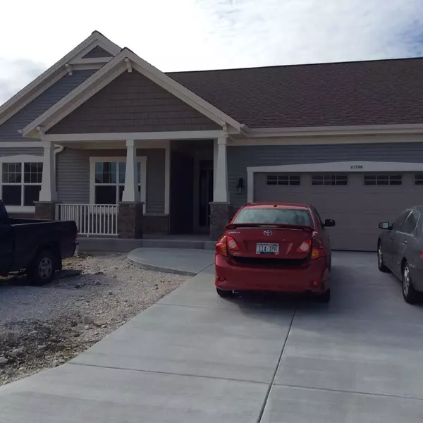 21794 N Weather Edge Cir, Lannon, WI 53046