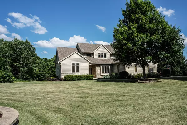 Waterford, WI 53185,4925 Wood Lilly Ln