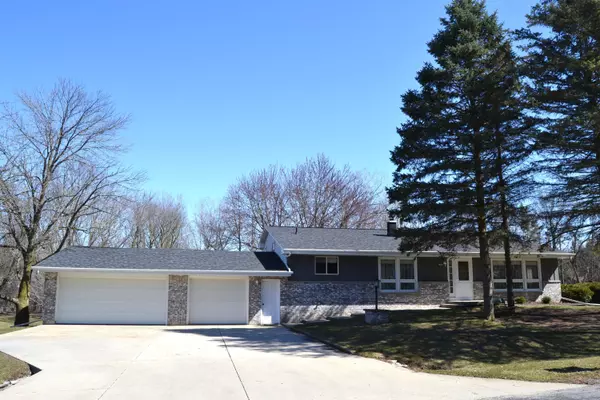 7420 Jeanellen Rd, Barton, WI 53090