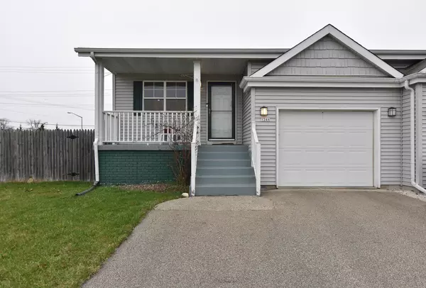 1244 Lombardi Way, Waukesha, WI 53186