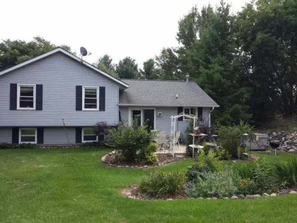 Wales, WI 53183,312 Porthamel Ct