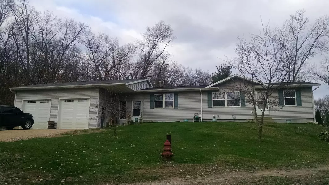 W5494 Baker Rd, Farmington, WI 54636