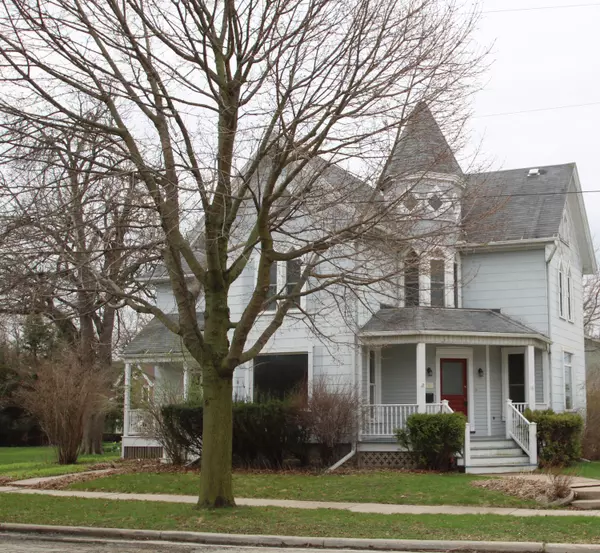 301 S Church St,  Watertown,  WI 53094