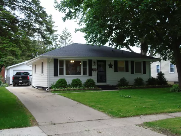 1750 Grant St, Beloit, WI 53511