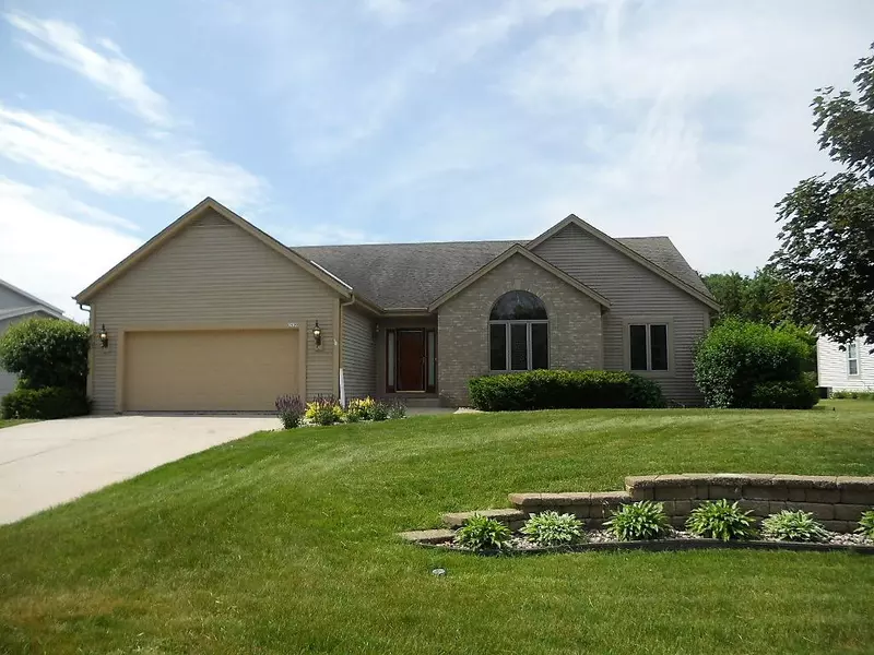 3539 W Dory Dr, Franklin, WI 53132