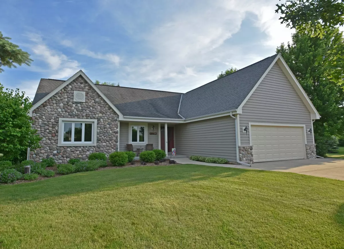Ottawa, WI 53118,S27W36233 Scuppernong Cir