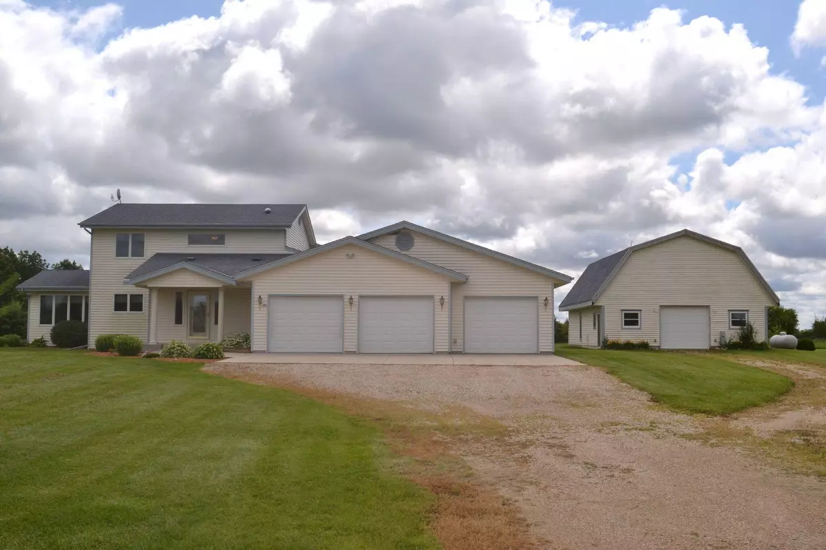 Erin, WI 53027,983 Washington Rd