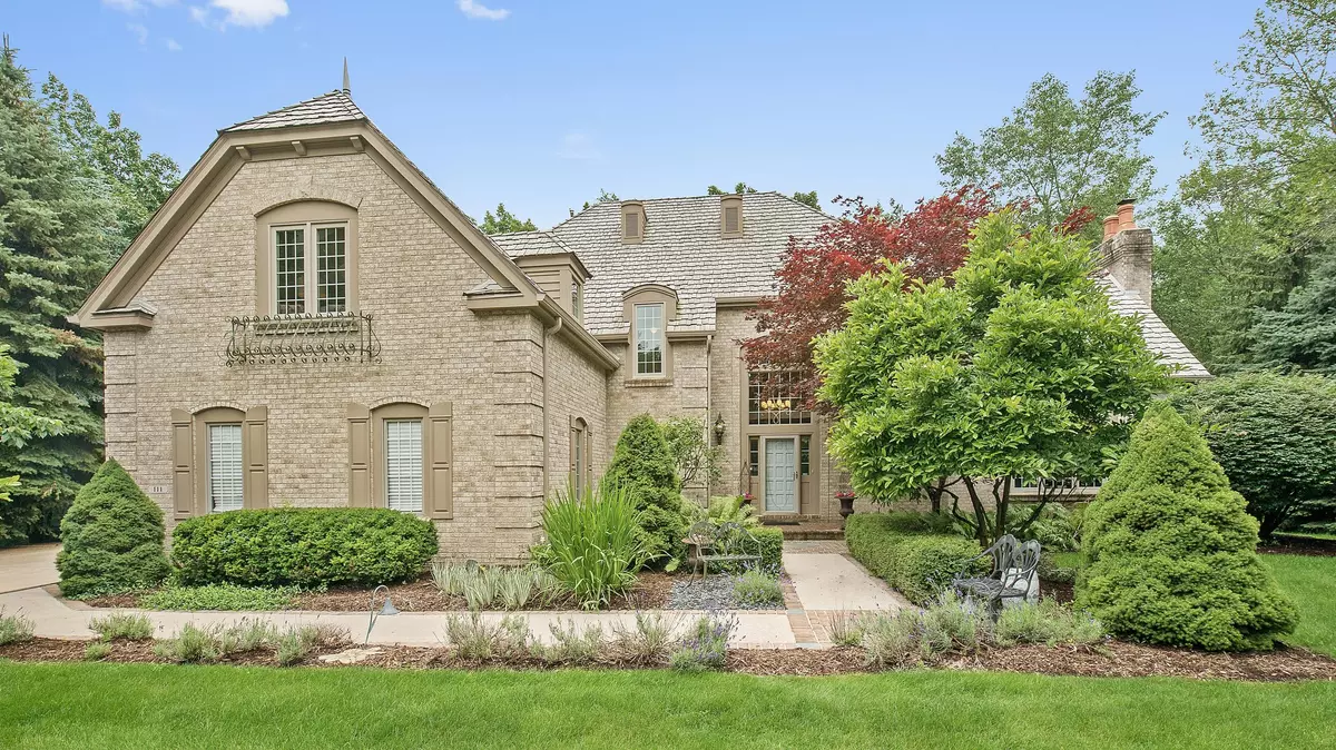 Mequon, WI 53092,111 W Dogwood Ct