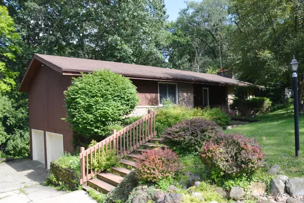 Fontana, WI 53125,787 Brickley Dr
