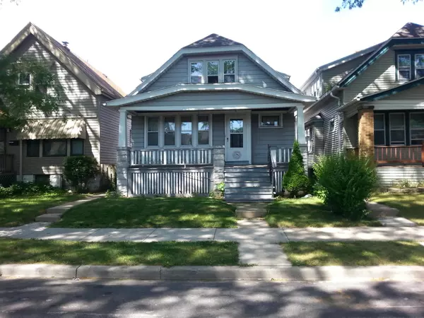 2917 S 9th St Unit 2917A, Milwaukee, WI 53215