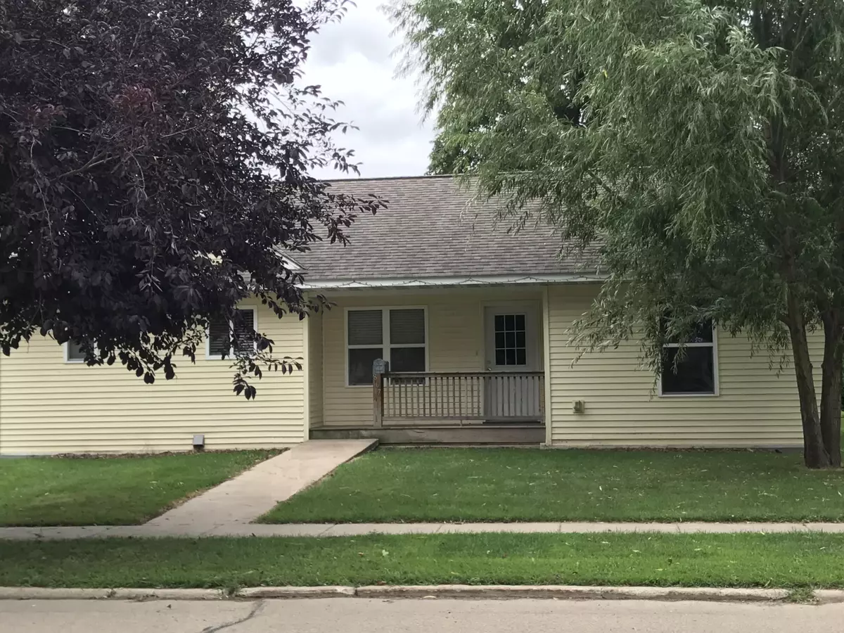 Menasha, WI 54952,867 Plank RD