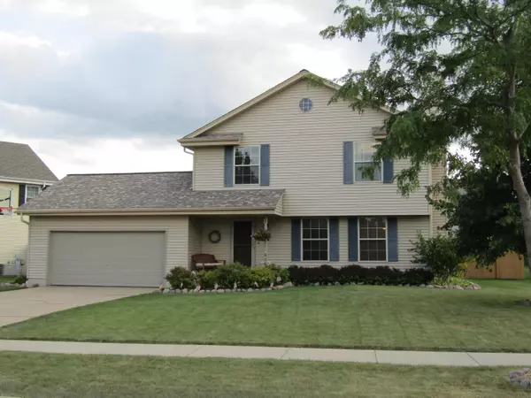 8505 S Maize DR, Oak Creek, WI 53154