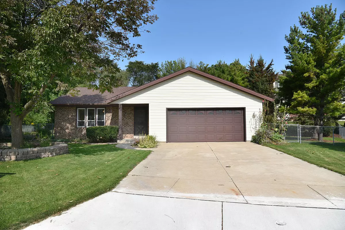 South Milwaukee, WI 53172,1324 Southtowne Ct