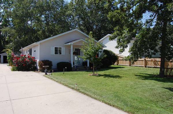 999 101st St, Pleasant Prairie, WI 53158