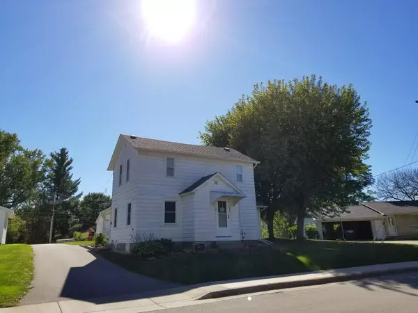 1615 Cardinal St NW, Bangor, WI 54614