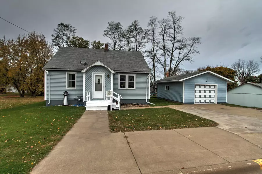 1117 Main ST, Cashton, WI 54619