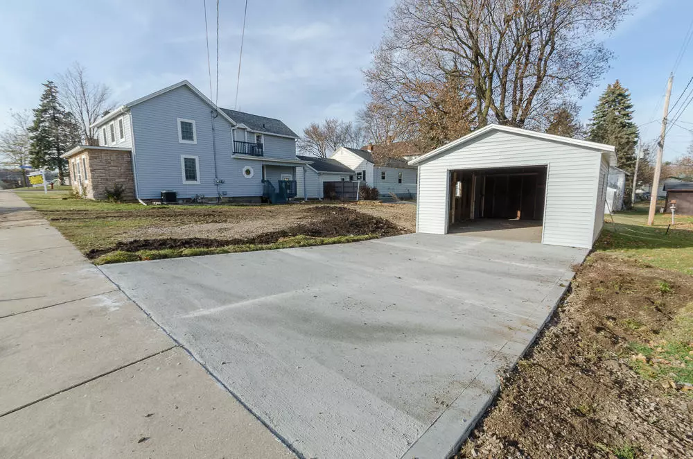 Hustisford, WI 53034,227 W Griffith St