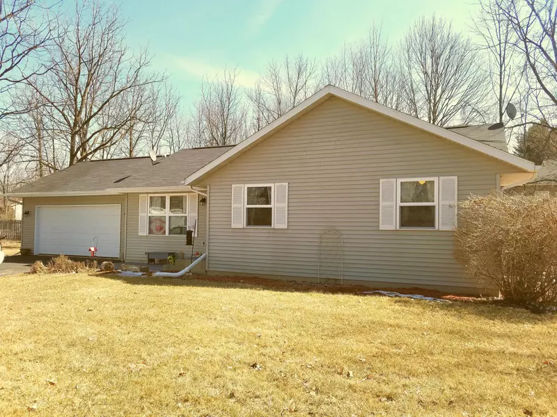 W3273 S Lakeshore Dr, Linn, WI 53147