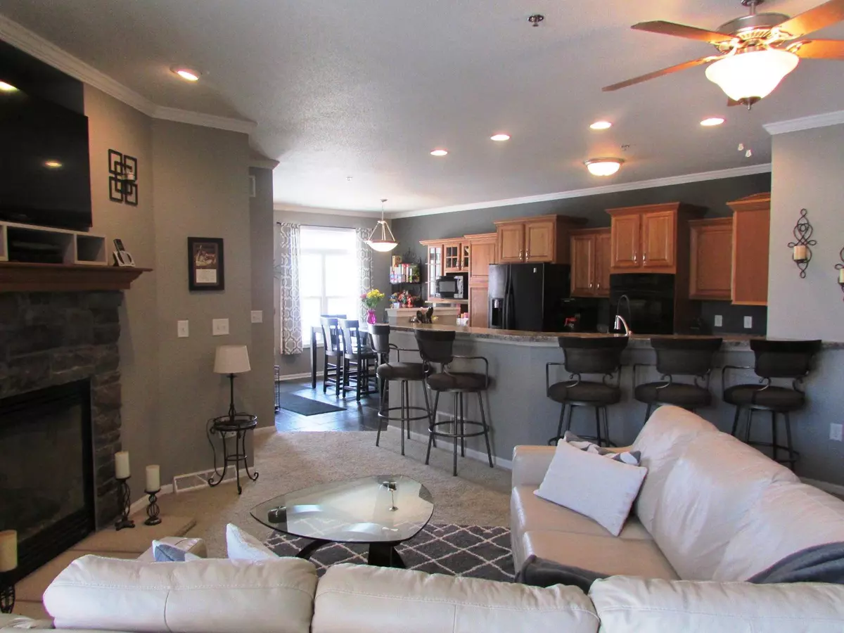 New Berlin, WI 53146,17868 W Jacobs Dr