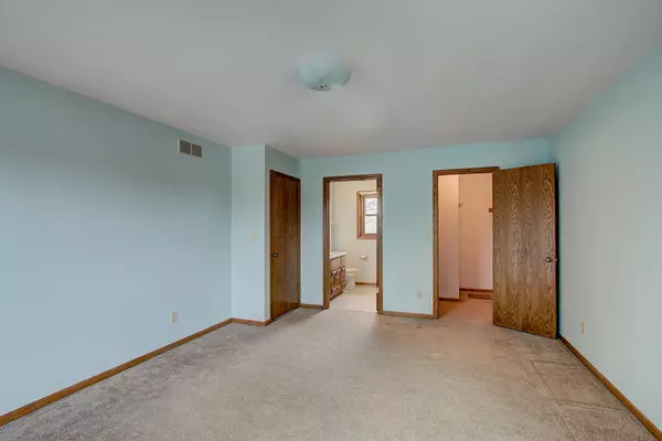 Germantown, WI 53022,W163N10577 Ridgeview Ln