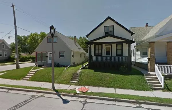 3159 S Kinnickinnic Ave, Milwaukee, WI 53207