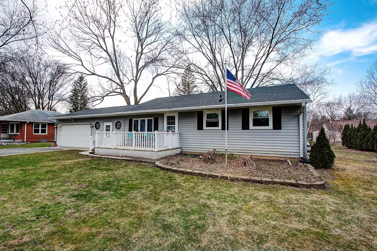 New Berlin, WI 53151,1601 S Green Ridge Ter